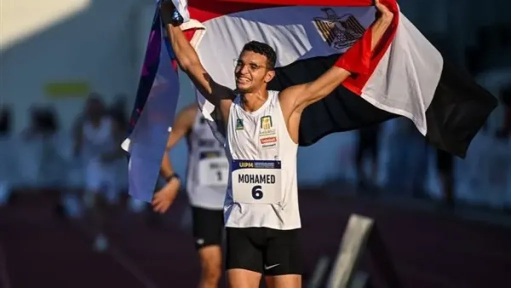 بطل الخماسي الحديث معتز وائل 