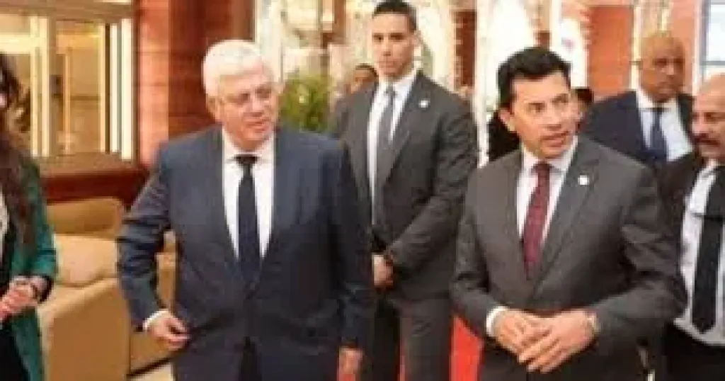 وزير الشباب والرياضة 