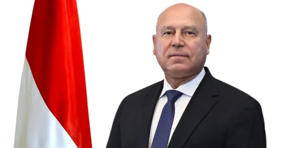 الفريق كامل الوزير 