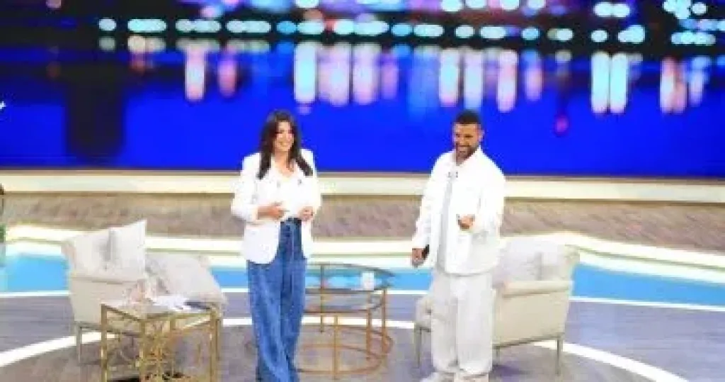معكم مني الشاذلي 