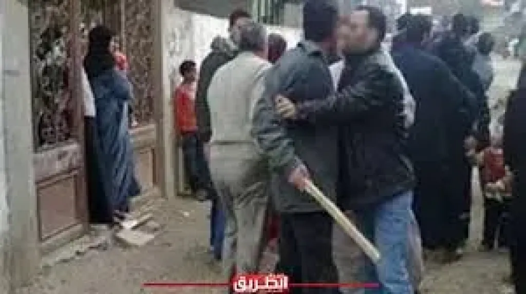 خلاف بين الاهالى