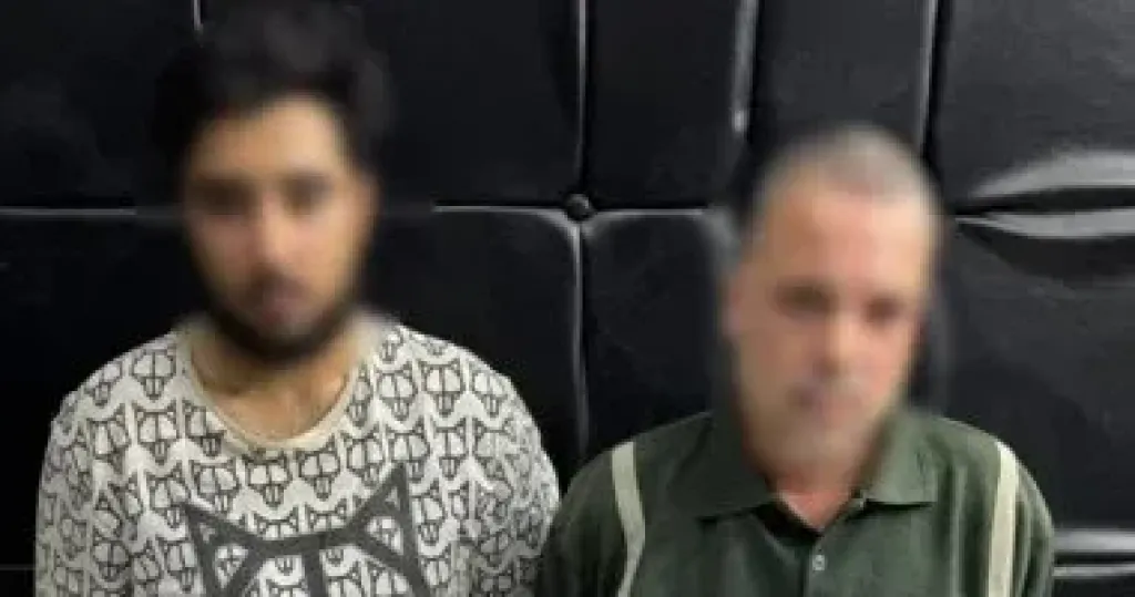 المتهمين 