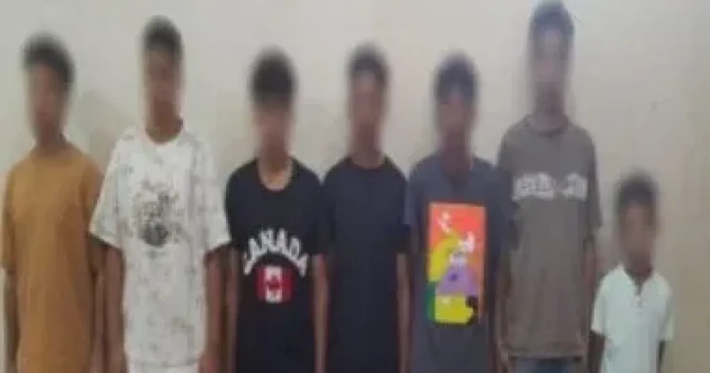 المتهمين 