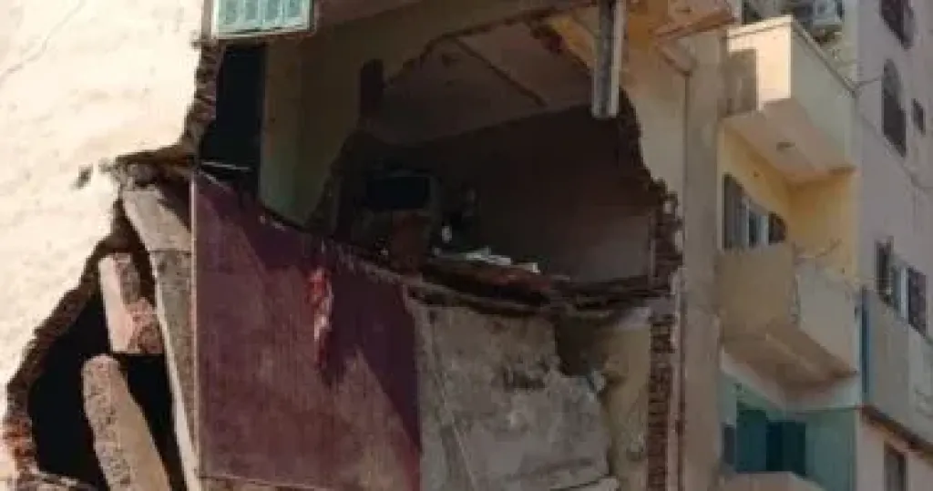 انهيار جزئى لمنزل فى السيدة زينب _أرشيفية