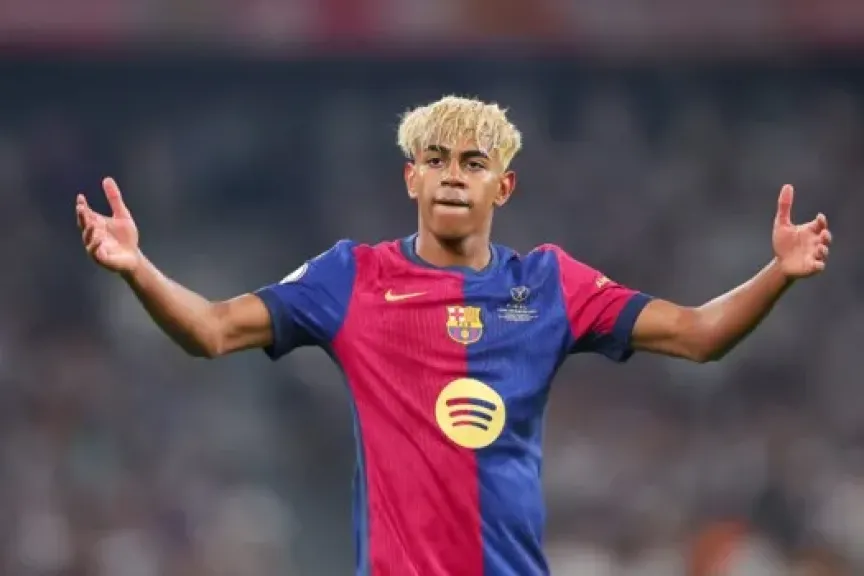 لامين يامال نجم برشلونة