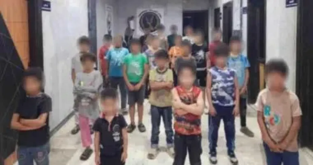 المتهمين 