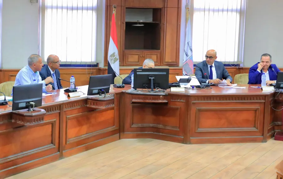 إجتماع الوزير مع الأبنية التعليمية 