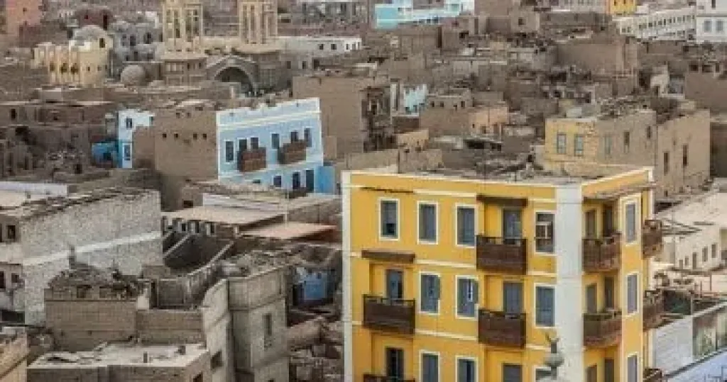 مصر تحصد جائزة الأغاخان العالمية للعمارة بفوز مشروع إعادة إحياء إسنا التاريخية