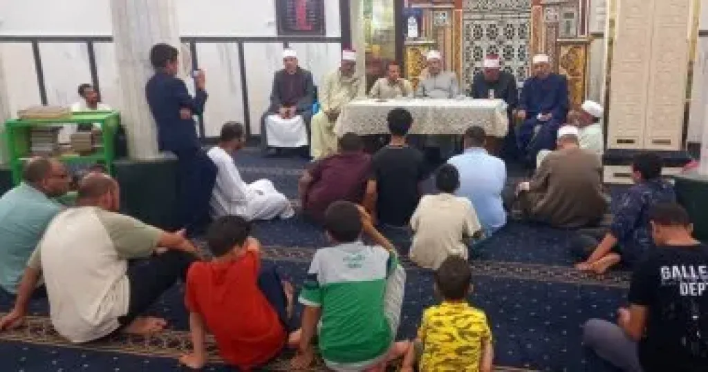 جانب من الندوة  