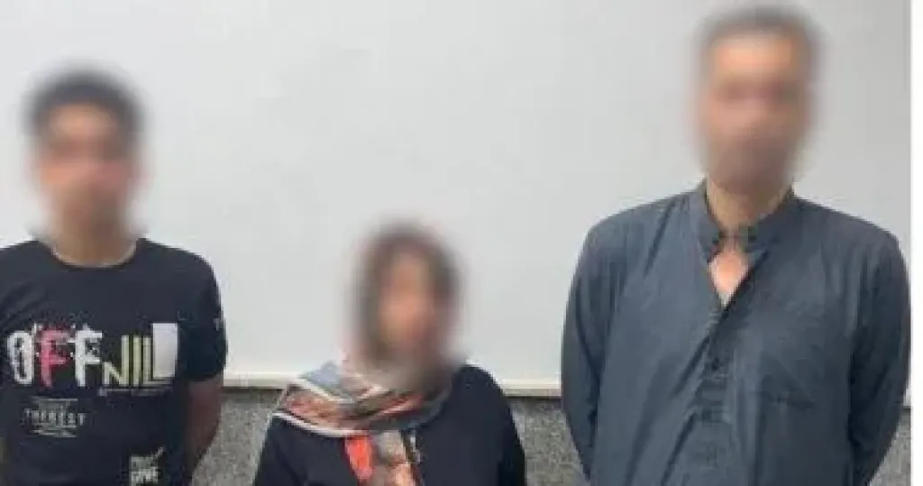 المتهمين 