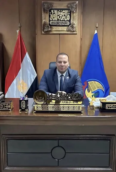  الدكتور إسلام عساف 