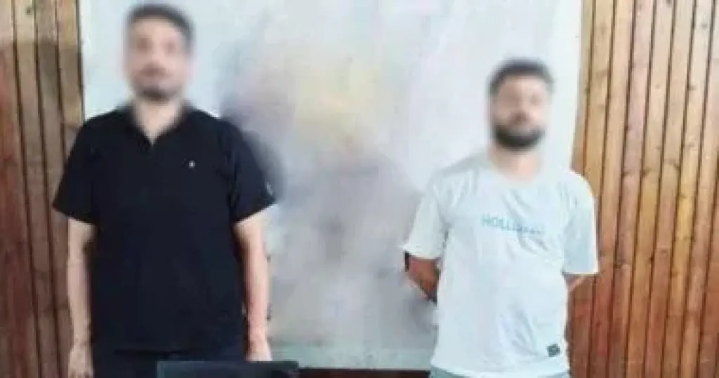المتهمين 