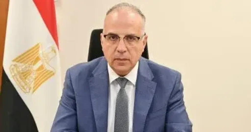 وزير الري 