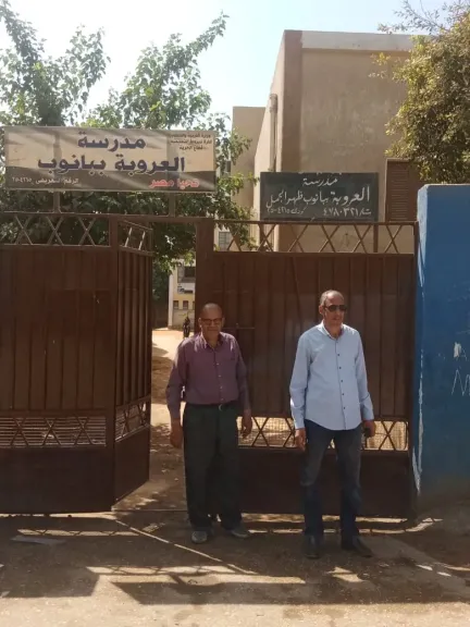 جانب من متابعه 
