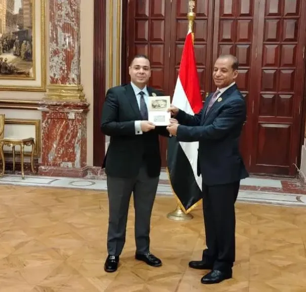 عادل مأمون عتمان
