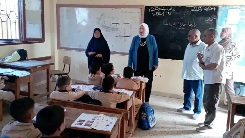 تفقد المدارس 