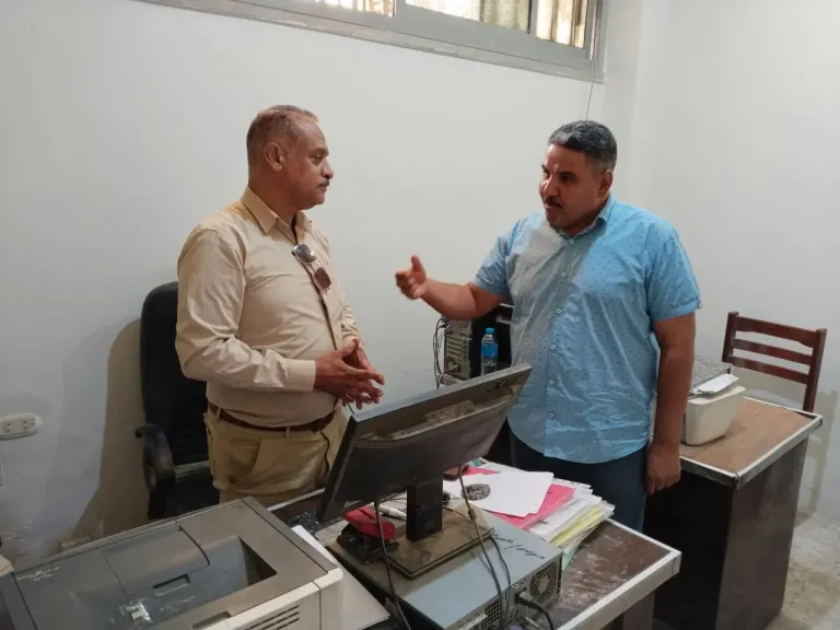 جانب من متابعه 