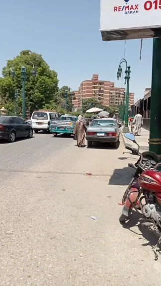 جانب من متابعه 