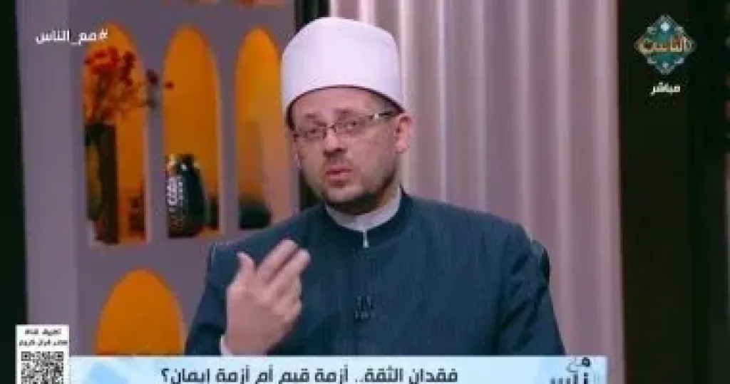 الدكتور أسامة فخري 