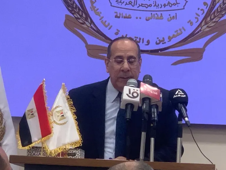 علاء ناجي 