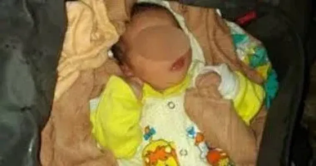 رضيعة 