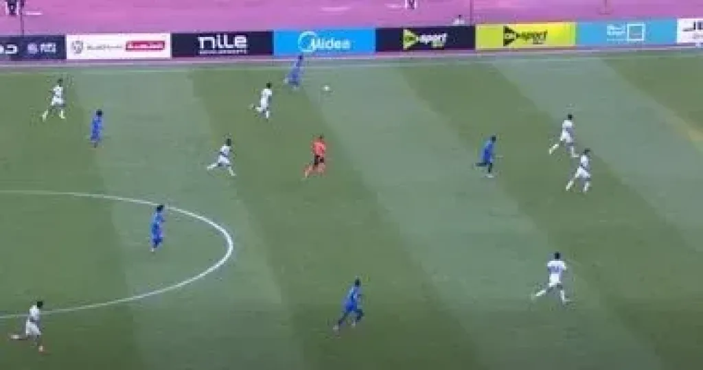 جانب من المباراة 