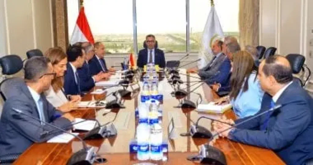 جانب من الاجتماع 