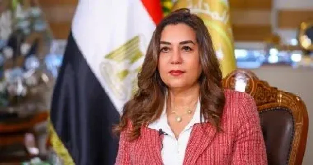 منال عوض 