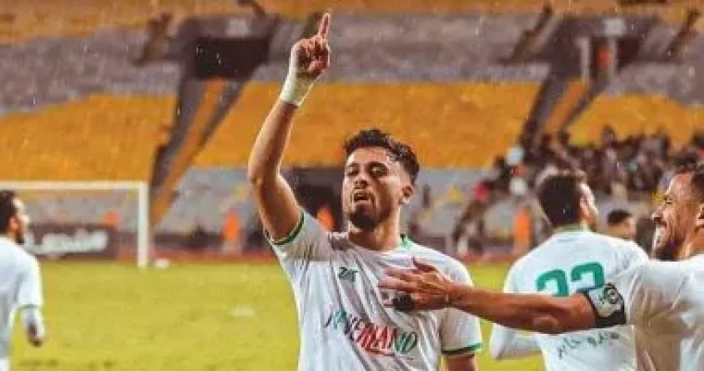 صلاح محسن مهاجم فريق المصرى البورسعيدى