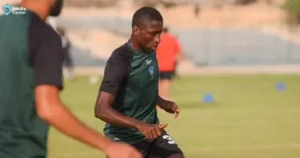الإيفوارى مورى توريه لاعب خط وسط فريق غزل المحلة