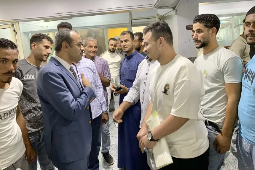 الراعبين فى السفر للخارج