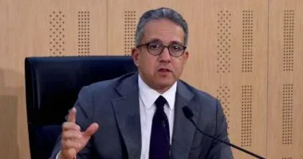 خالد العناني 