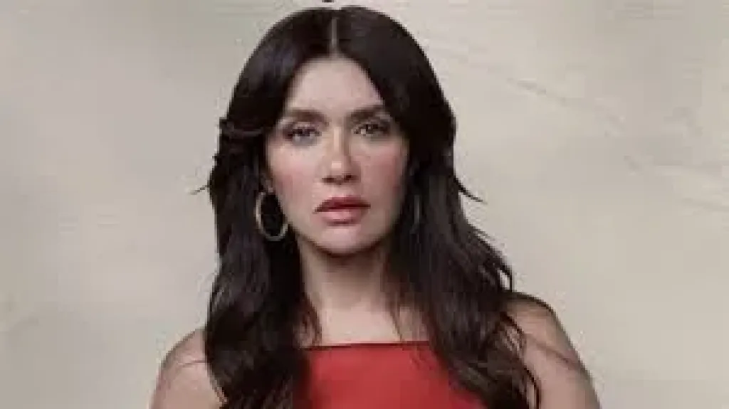 الفنانه غاده عادل