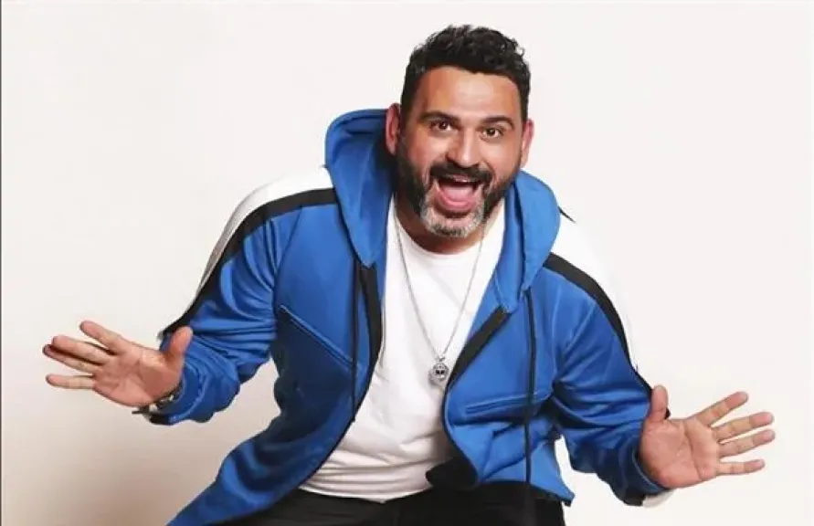 أكرم حسني