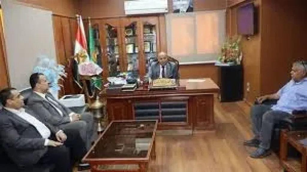 وفد للتعليم الفنى