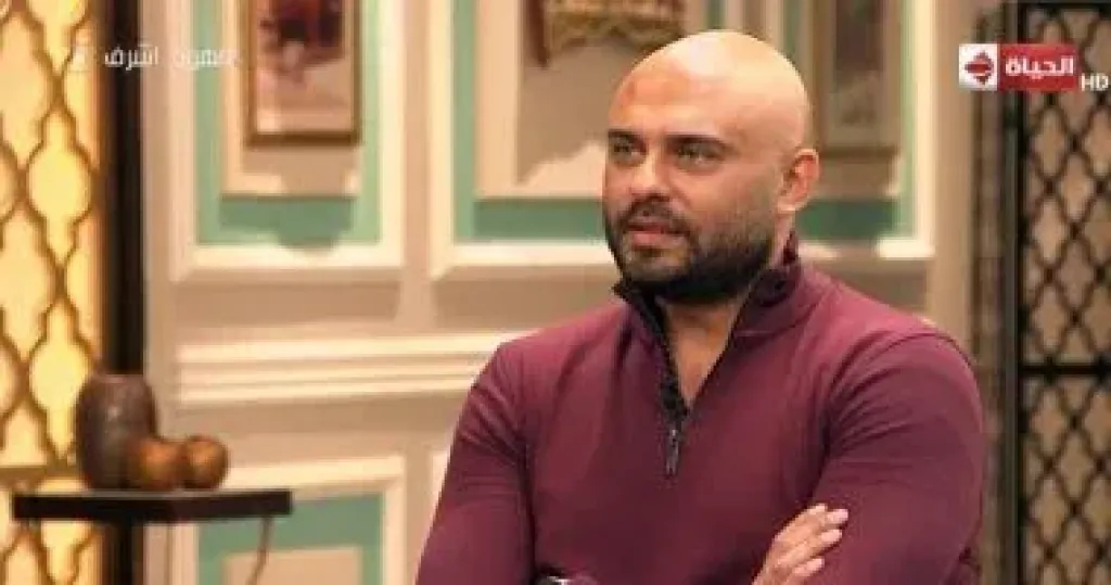 احمد صلاح حسنى  