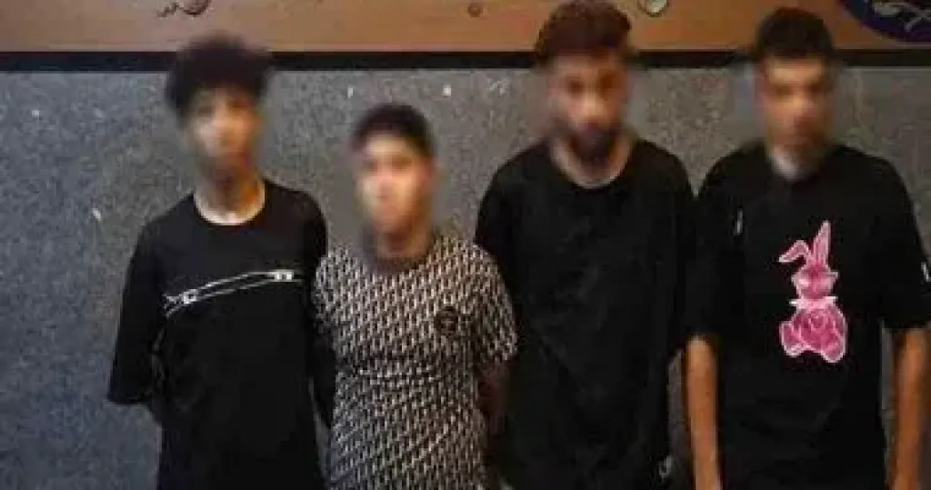 المتهمين 