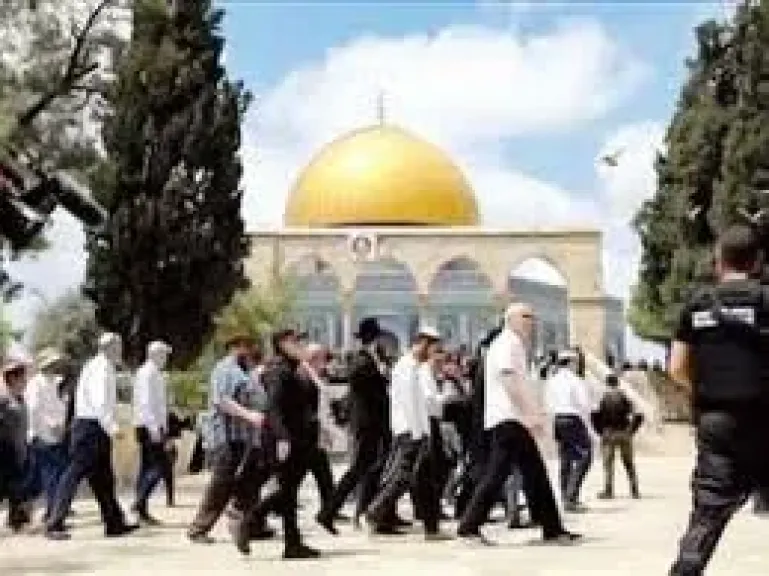 اقتحام الاقصي
