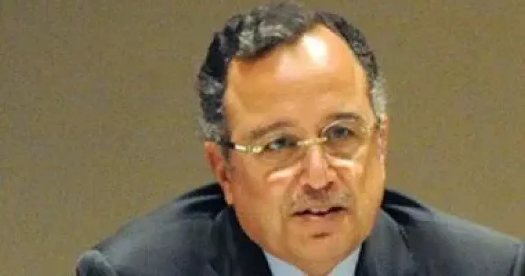 وزير الخارجية الأسبق 