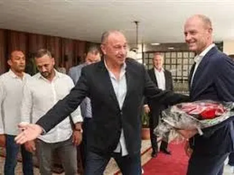 سوروب مدرب الأهلي الجديد