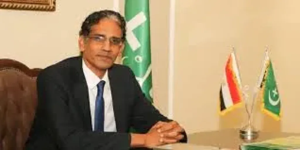 النائب طارق تهامي