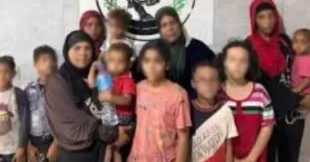 المتهمين