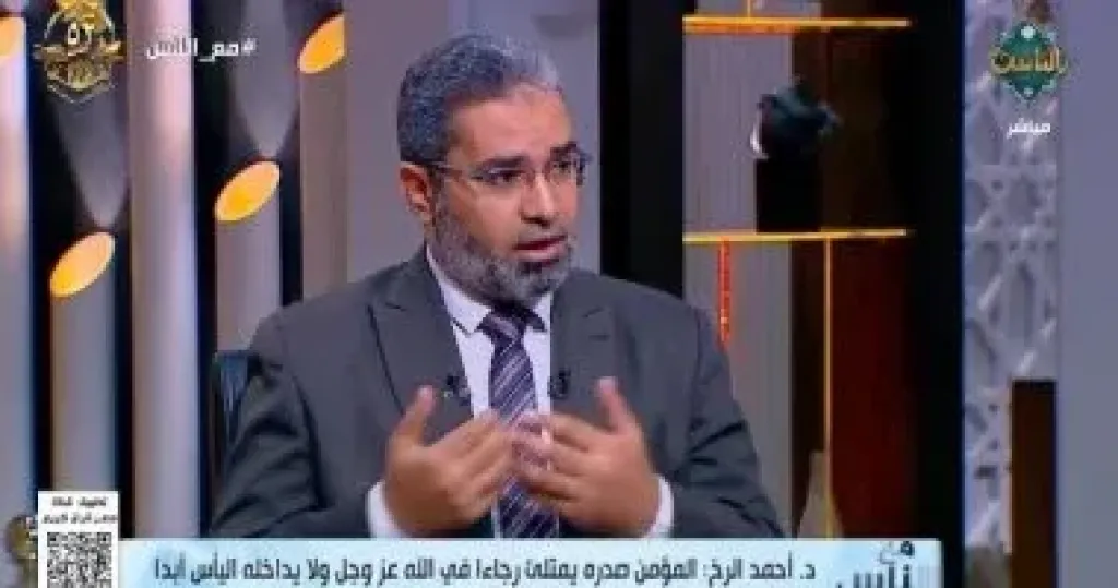 الدكتور أحمد الرخ