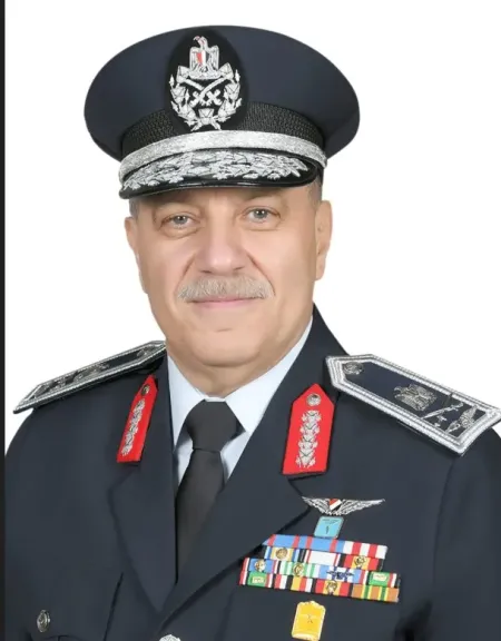 اللواء طيار أ ح عمرو عبد الرحمن صقر: 