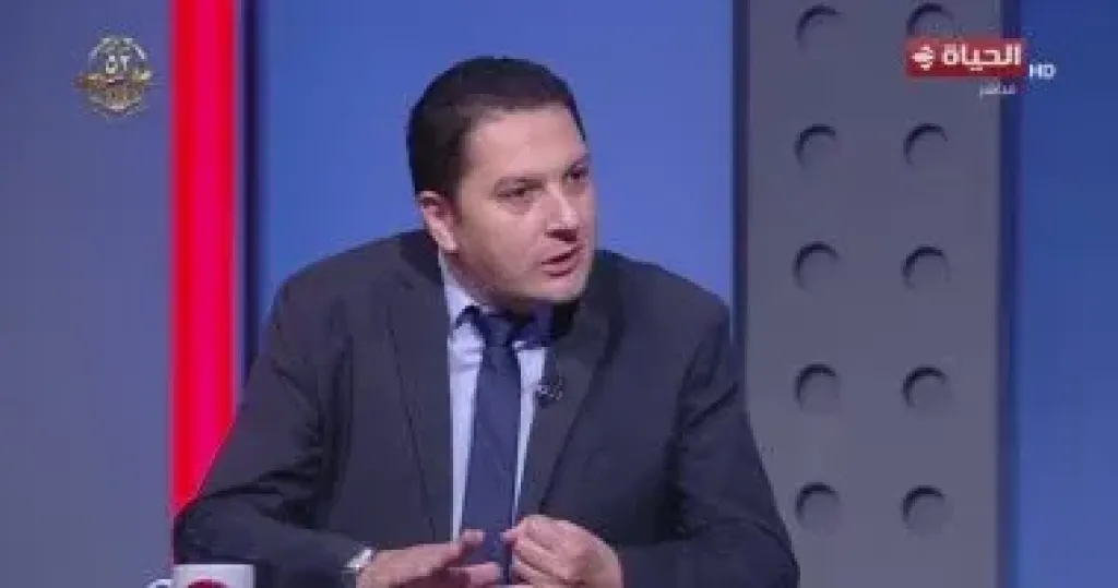 الدكتور محمد صادق إسماعيل