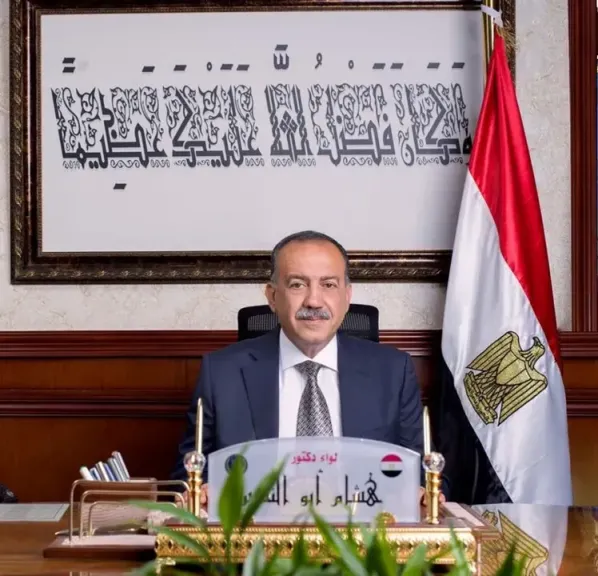 محافظ أسيوط