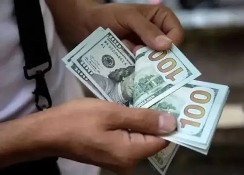 سعر الدولار اليوم