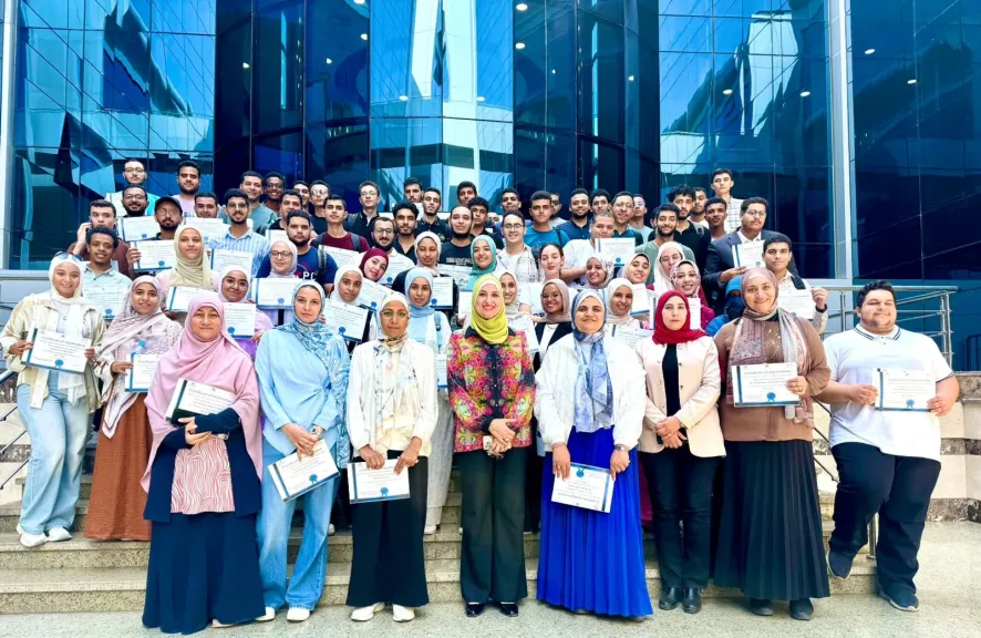تدريب 1000 طالب وطالبة