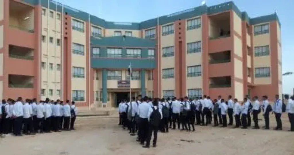 طابور المدرسة 