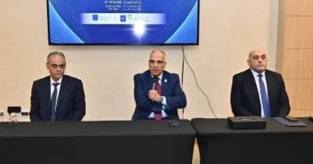 وزير الري 